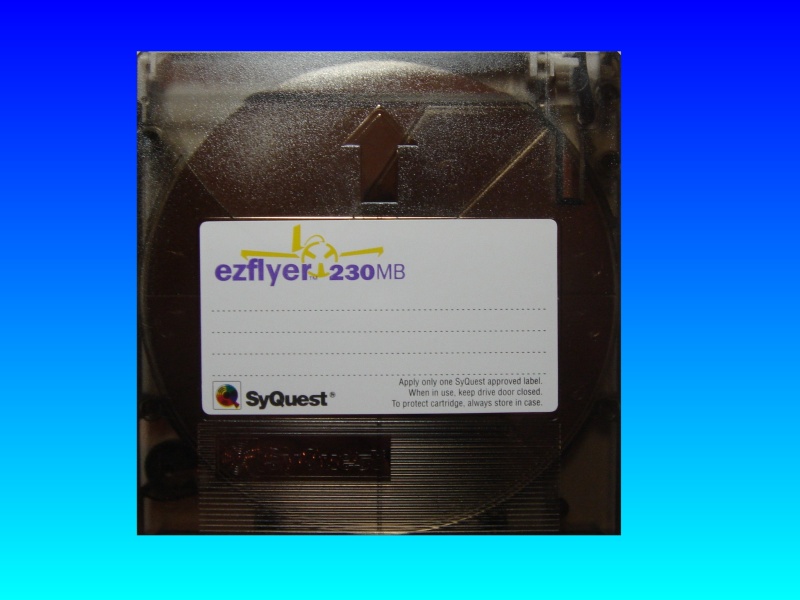 An EzFlyer 230mb Syquest disk that was used on an Apple Mac and now requires it's files transferred to CD.