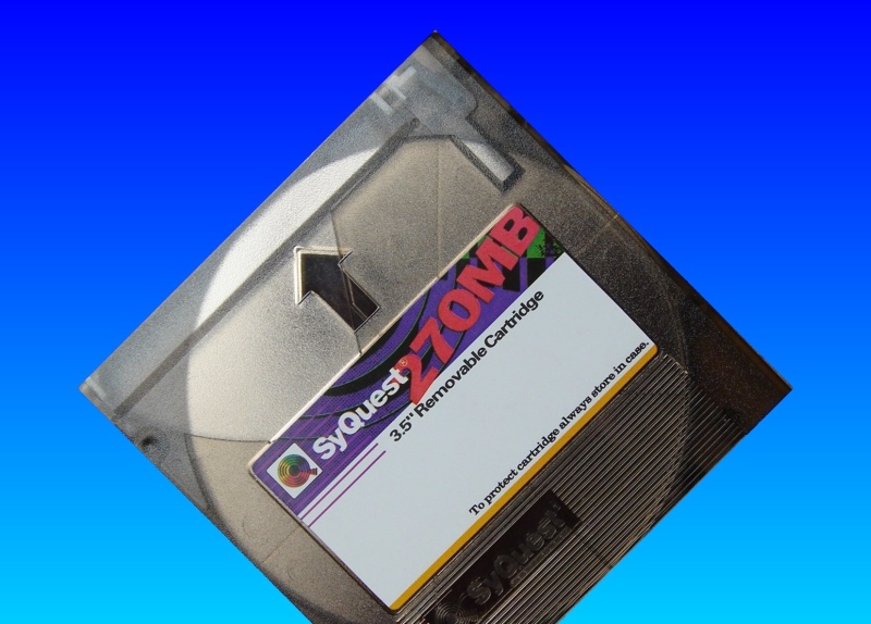 A Syquest 270mb removable cartridge that was sent for conversion from Apple Mac to Windows Computer.