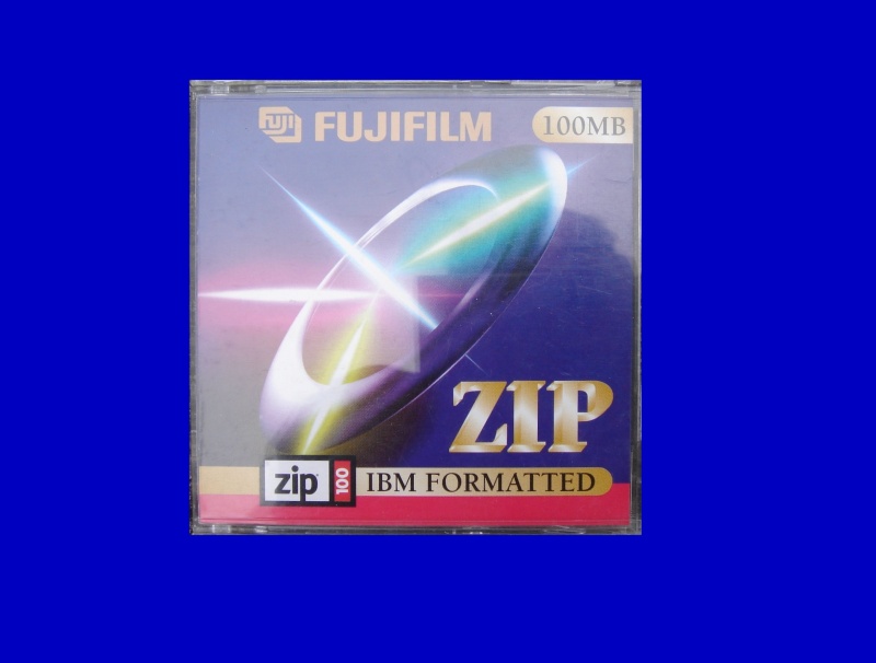 A Fujifilm ZIP disk in it's jewel case with cover. The disk was sent to us for recovery of images and pdf files.