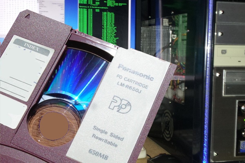 PD Cartridge for ready file transfer and optical disk conversion in our lab.