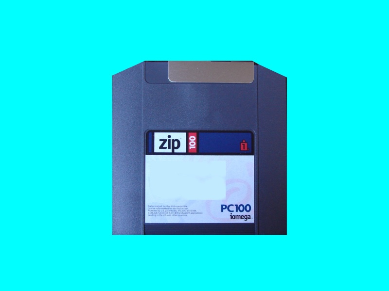 A Zip PC100 disk awaiting file transfer to CD.